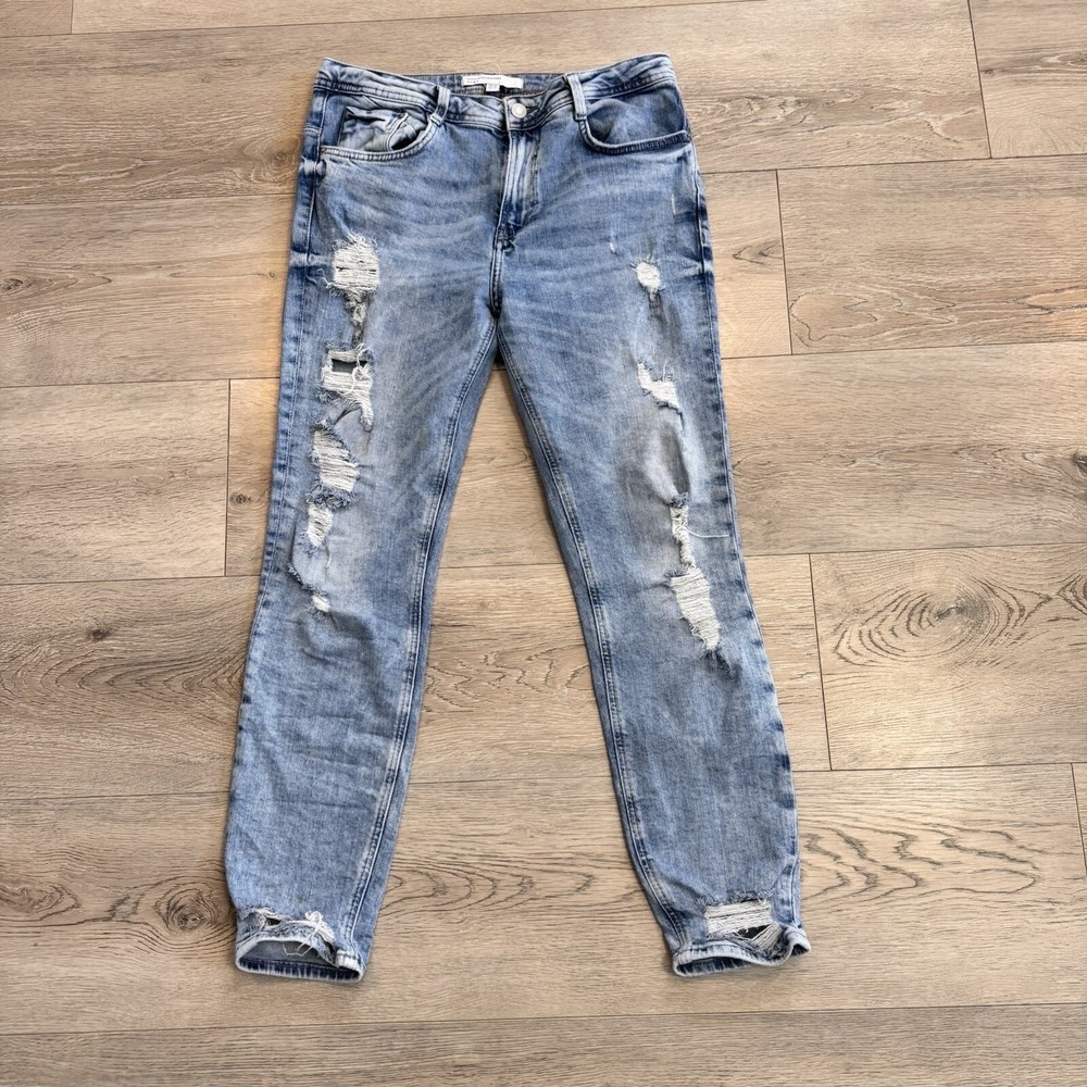 Zara Trafaluc Jeans Denim Makers High Rise‎ Straight 6 or 28 Regular Distressed